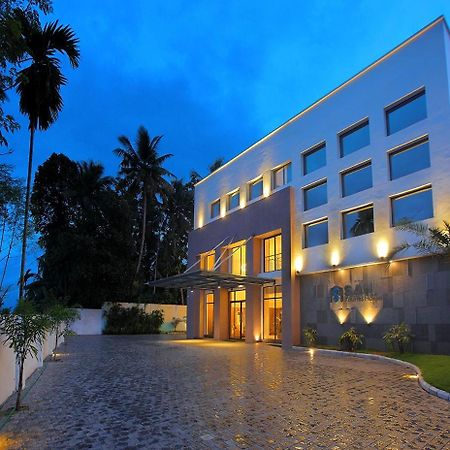 Hotel San Kollam Buitenkant foto