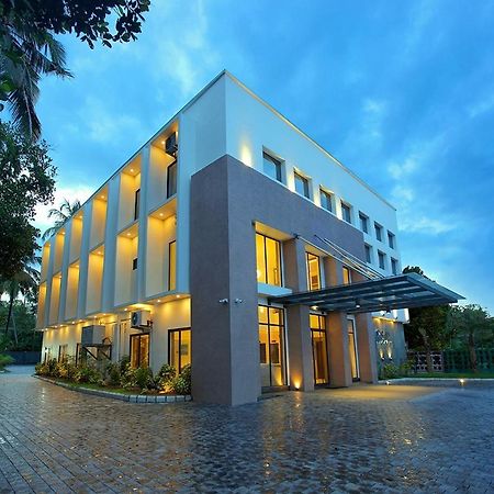 Hotel San Kollam Buitenkant foto