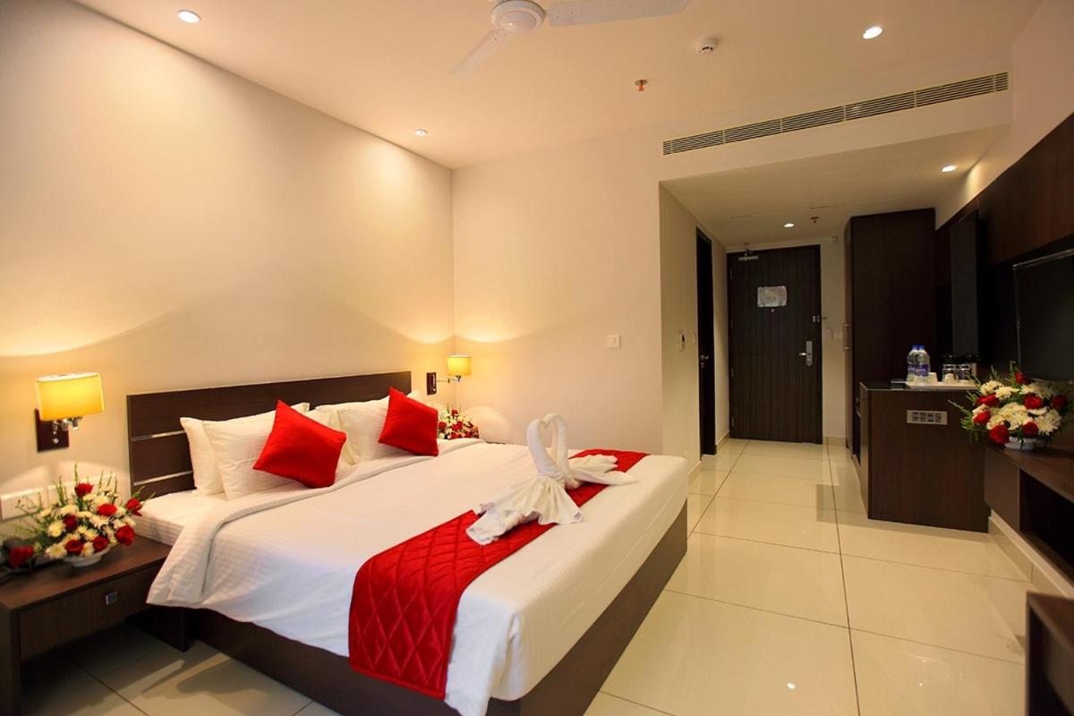 Hotel San Kollam Buitenkant foto