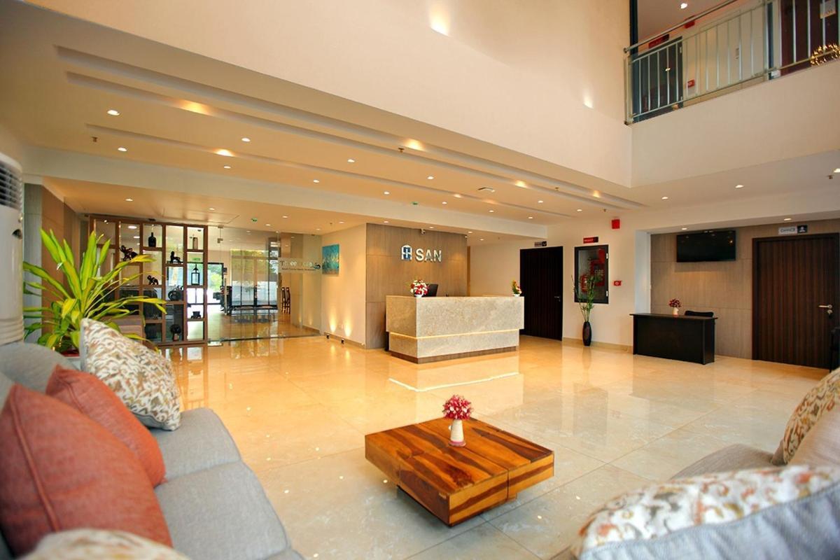 Hotel San Kollam Buitenkant foto