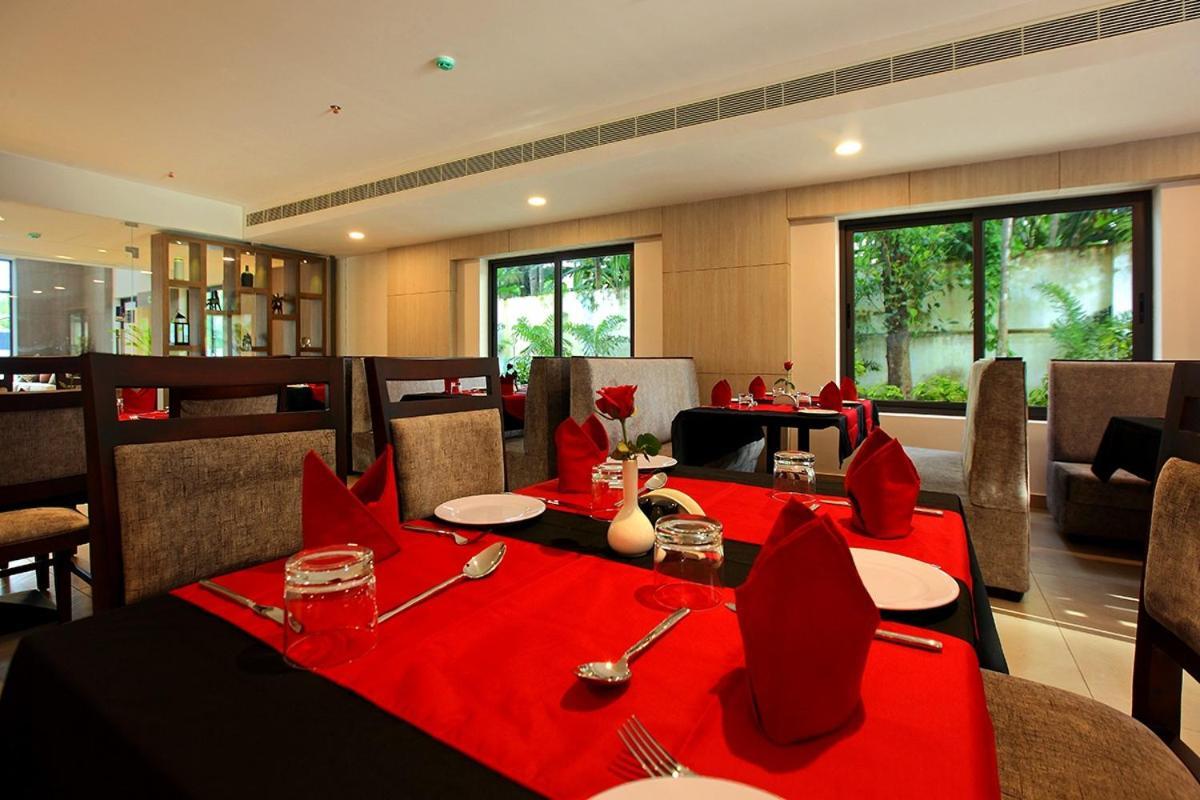 Hotel San Kollam Buitenkant foto